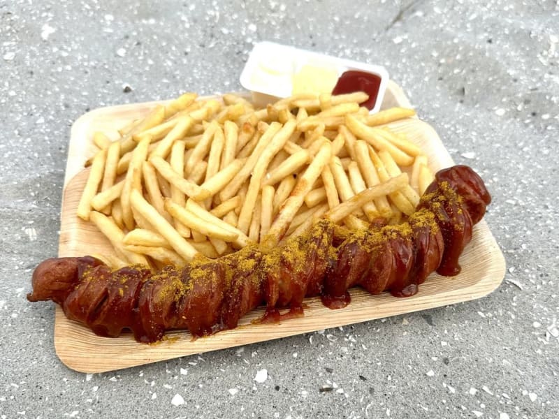 Carrywurst + pommes