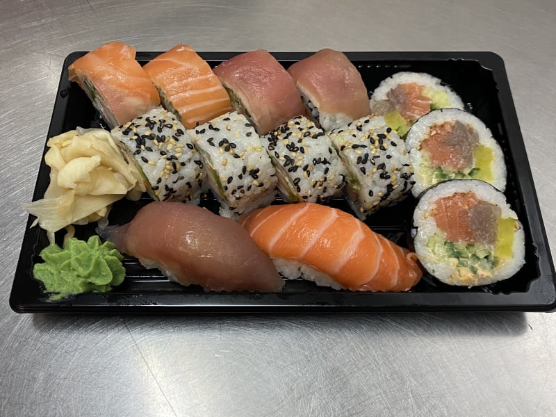 Take Away Sushi 1 pers. 13 stk