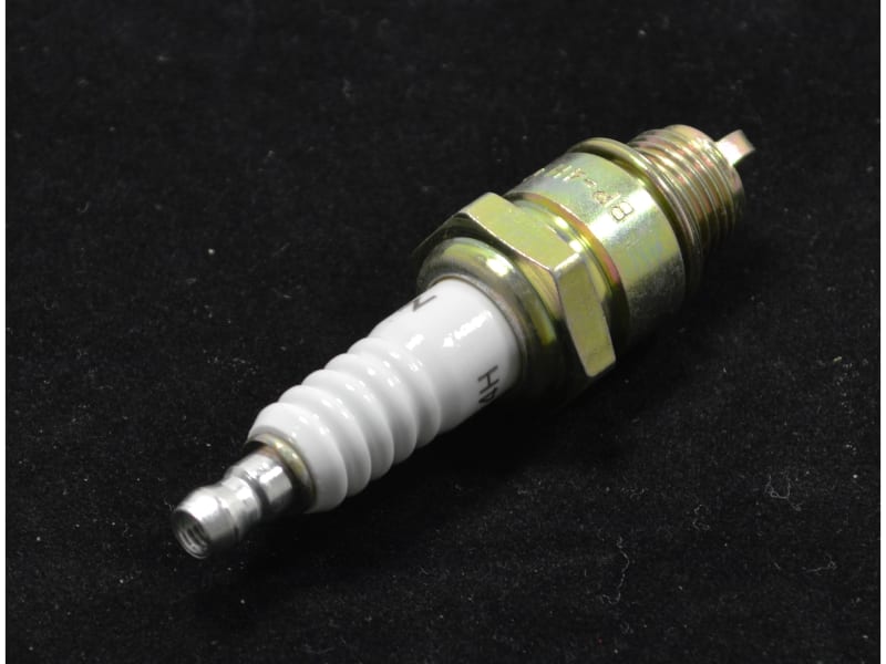 SPARK PLUG BP4H