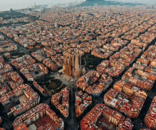 Vliegtijd Amsterdam Barcelona