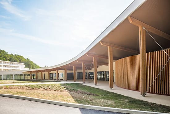 Les Thermes d’Allègre-les-Fumades : entre santé, bien-être et patrimoine