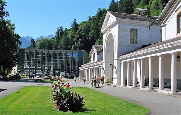 Quelles mesures ont été mises en place par les thermes de Luchon face au Covid-19 ?