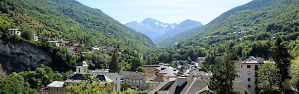 Découvrez Brides-les-Bains : Le charme d’une station thermale au cœur des montagnes