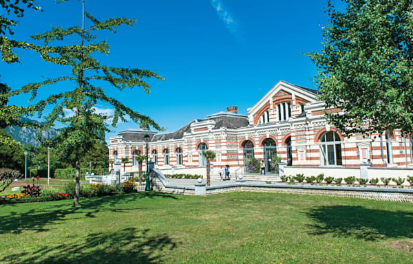 Fermeture temporaire du centre thermal d’Argelès-Gazost en raison d’une contamination bactérienne