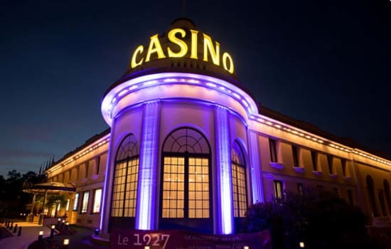 Pourquoi les casinos sont-ils situés dans les stations thermales ?