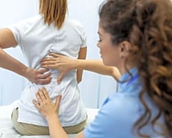 Illustration pour Cure thermale et spondylarthrite ankylosante : une prise en charge globale des douleurs