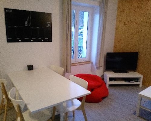 Photo 8