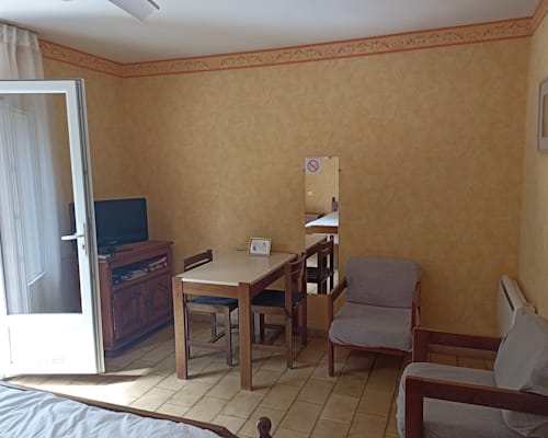 Photo 6