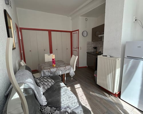 Photo 10
