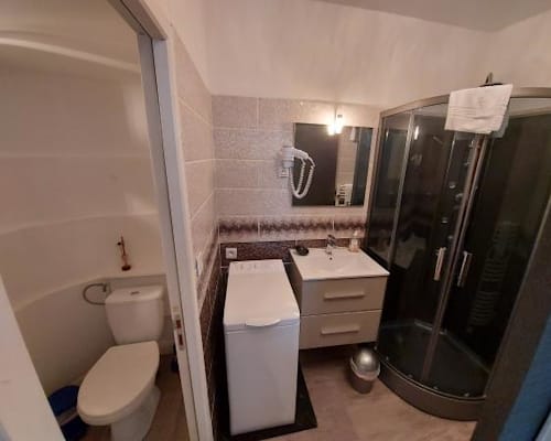 Photo 9