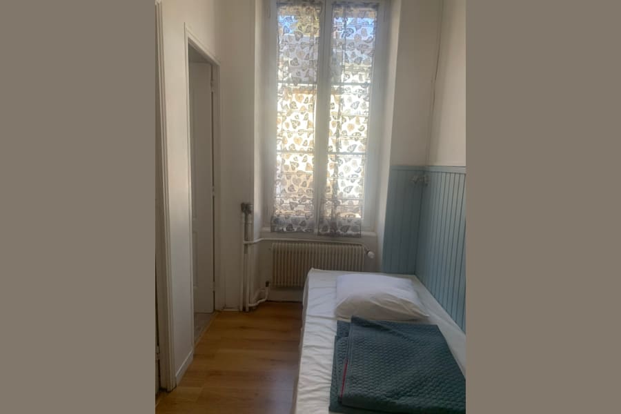 Photo 8