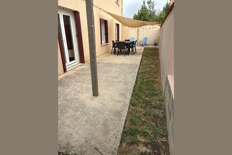 Photo 10