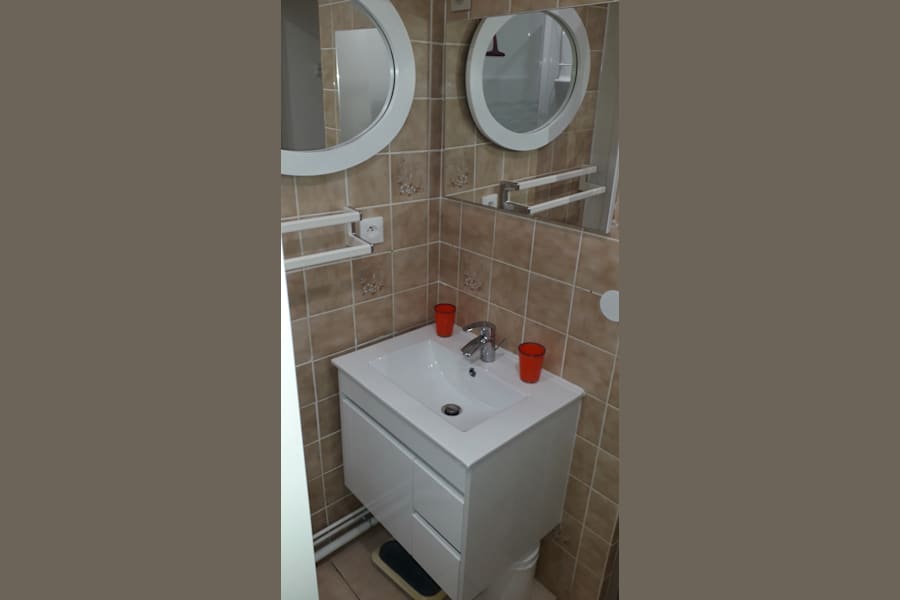 Photo 8