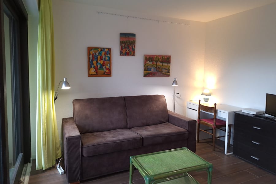 Photo 1