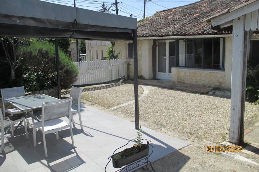 Photo 8