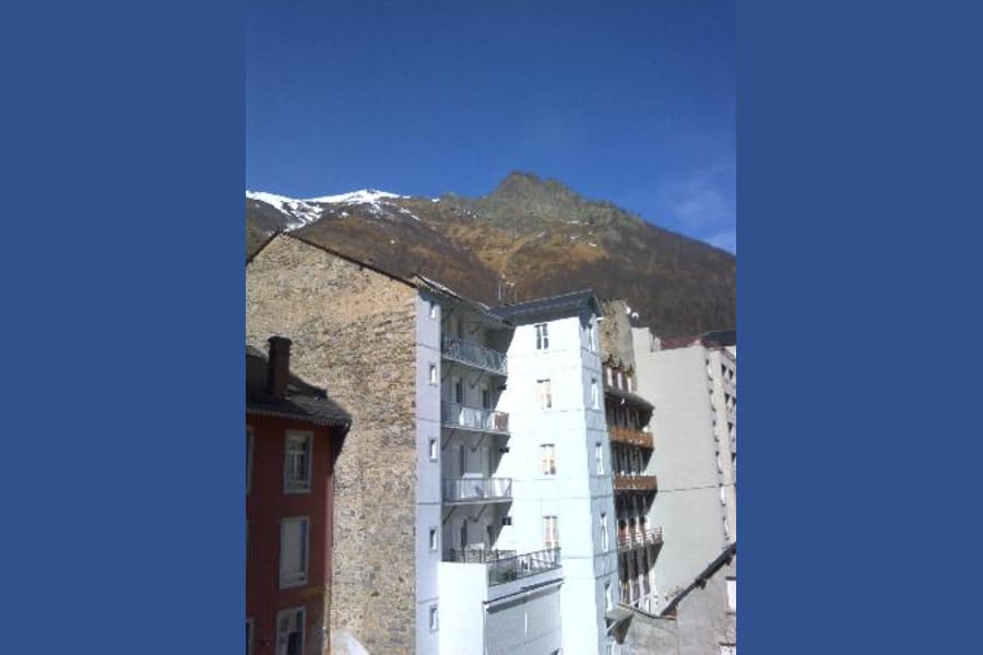 Photo 6