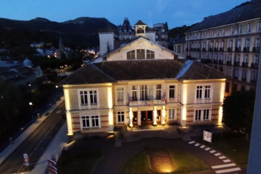 Photo 10