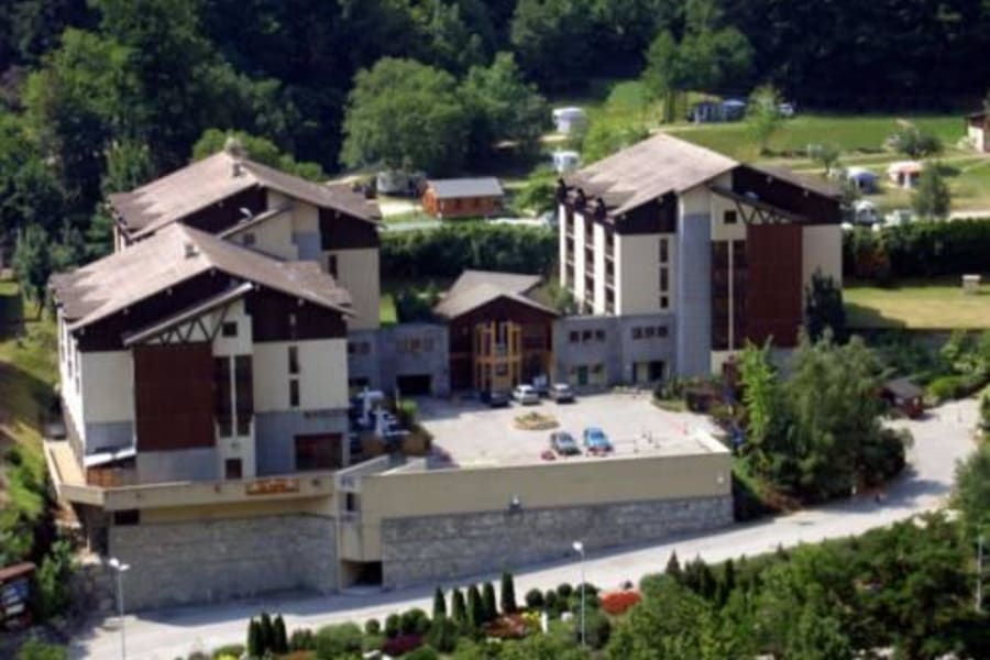 Photo 8