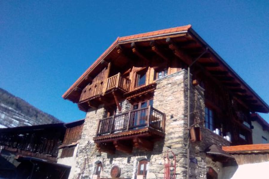 Photo 1