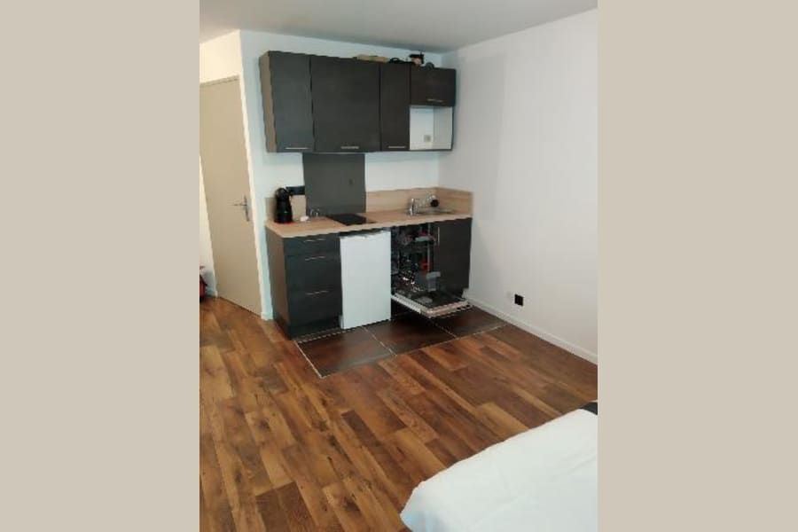 Photo 1