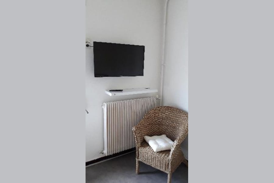 Photo 3