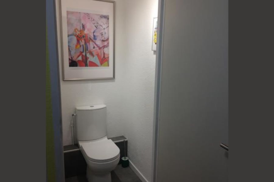 Photo 8