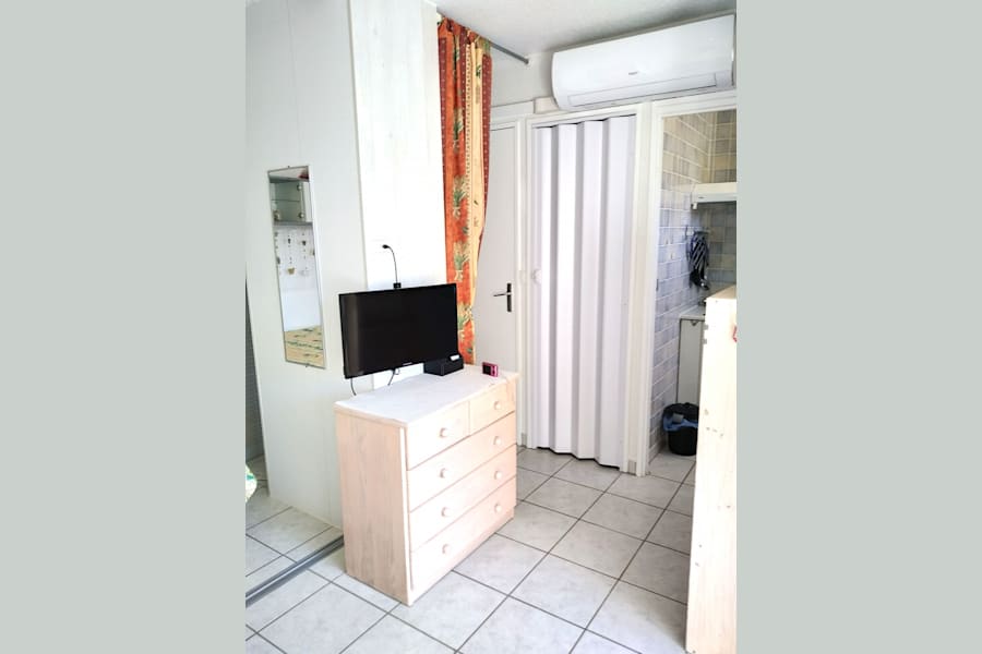 Photo 8