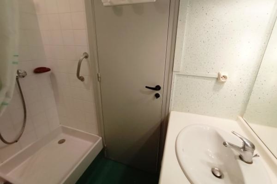 Photo 9
