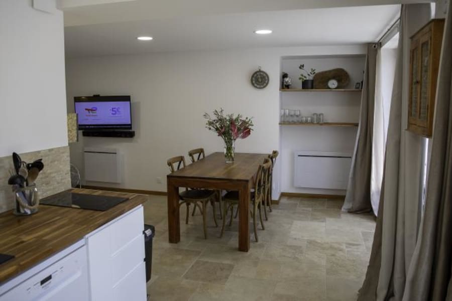 Photo 8