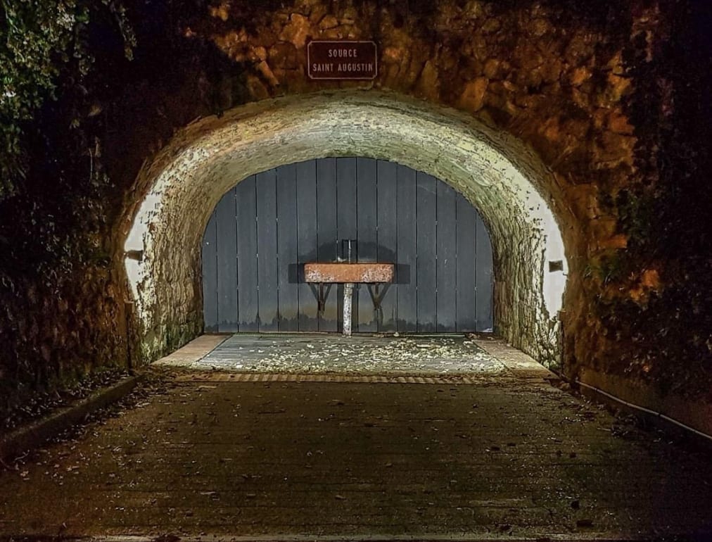 tourisme cransac les thermes, source saint augustin