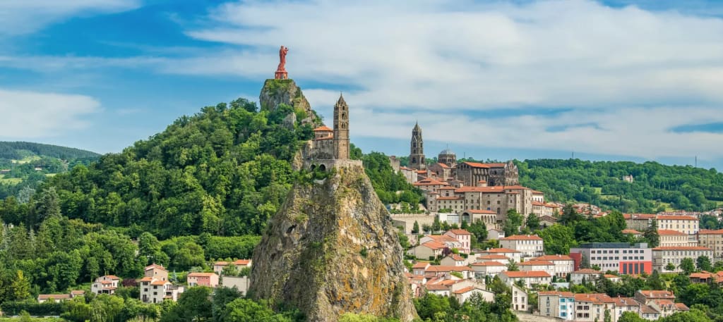 tourisme saint laurent les bains, village le puy en velay