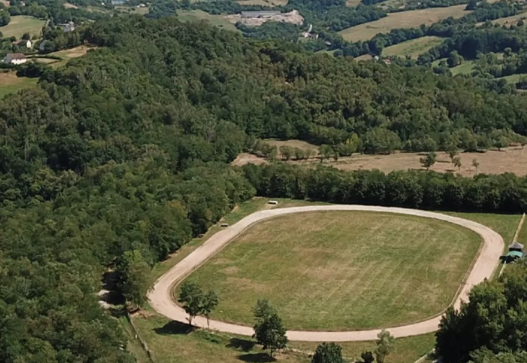 tourisme cransac les thermes, foret de la vaysse