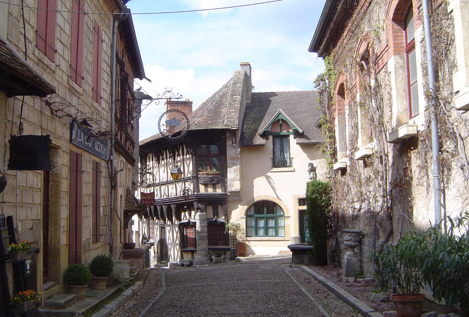 tourisme bourbon lancy, quartier historique