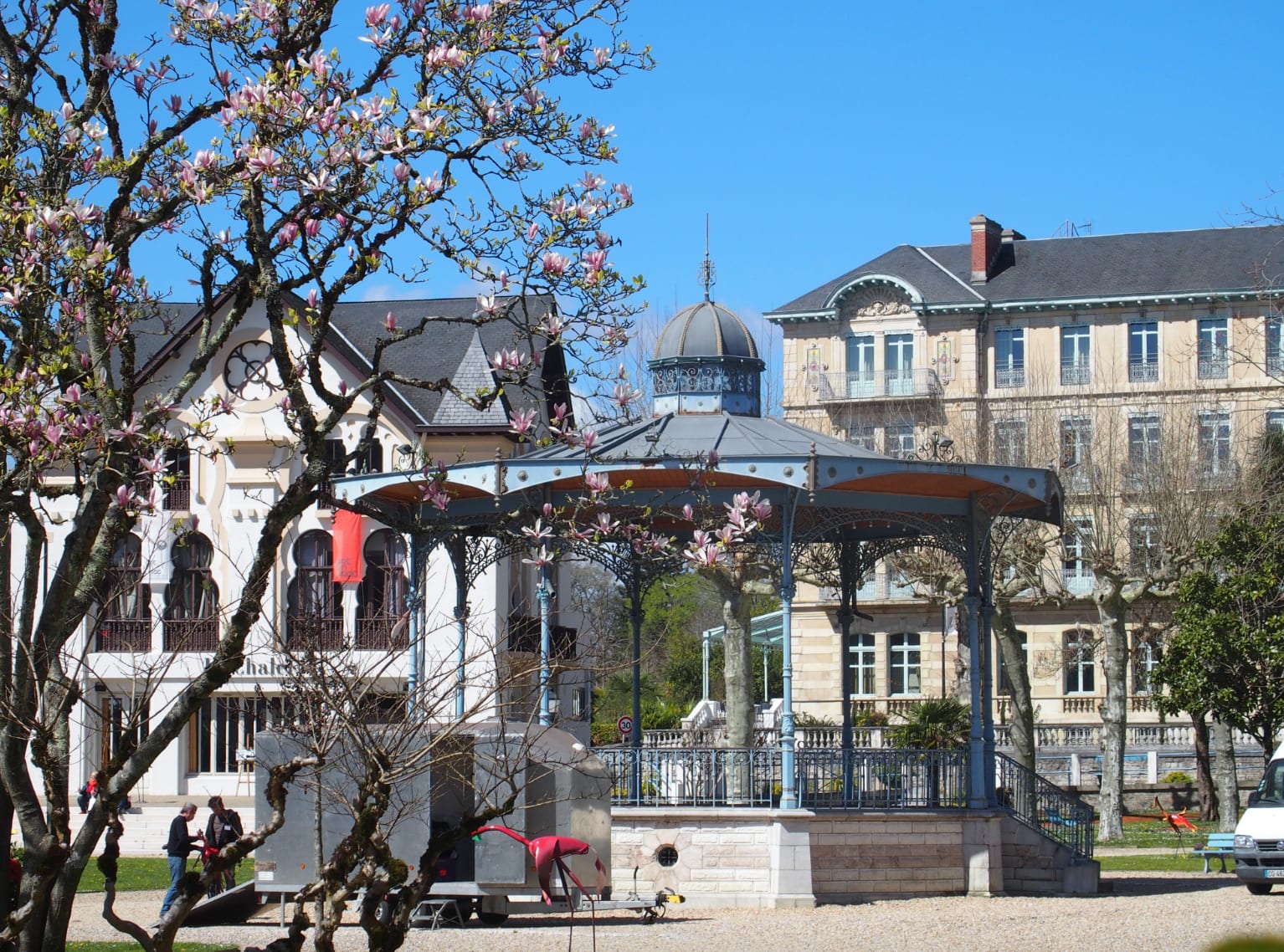 tourisme salies-de-bearn, kiosque jardin public