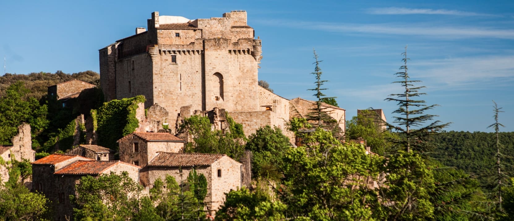 tourisme avene-les-bains, chateau de dio