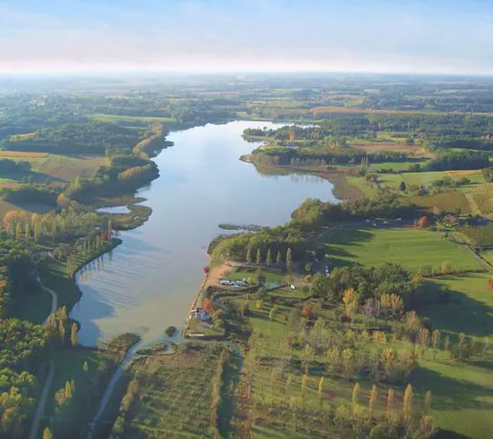 tourisme castera verduzan, lac de l'uby