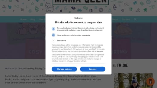 Disney Cosy Colouring Book