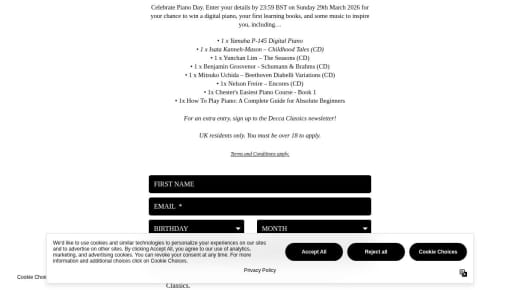 Yamaha Digital Piano Package with Learning Materials and Music CDs