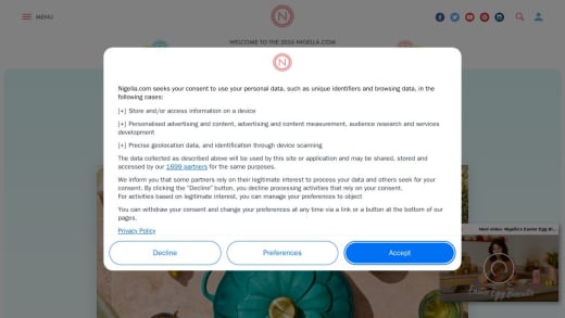 Le Creuset Cast Iron Petal Shallow Casserole And Signed Book