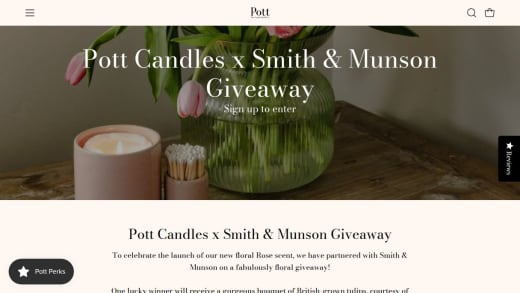 Blush Candle Set With Tulip Bouquet