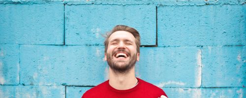 Titelbild von des Blogartikels Ausreden adé: 5 Motivationstipps, die dir helfen, ein Instrument zu lernen