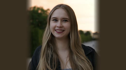 Zeigt das Profilbild von Lisa K.