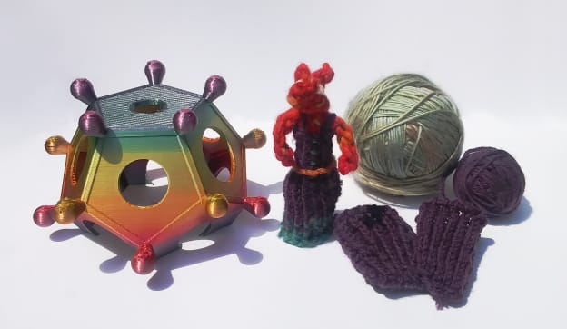 Fiber arts, mysterious dodecahedrons, and waiting on “Eureka!” — LessWrong