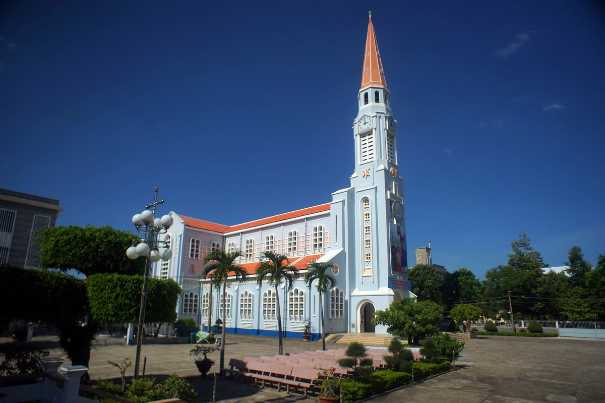 Nhà thờ Chính tòa Quy Nhơn (Nhà thờ Nhọn)