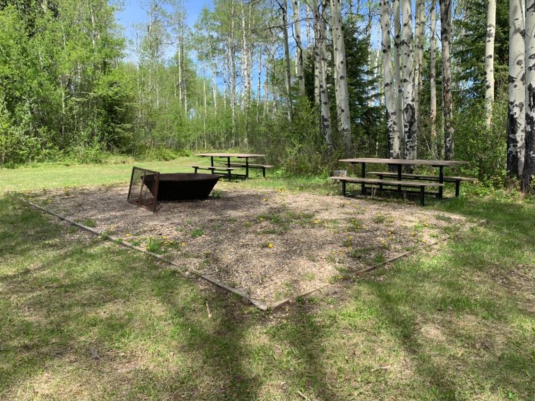Hilltop Lake Campground - Photo 3