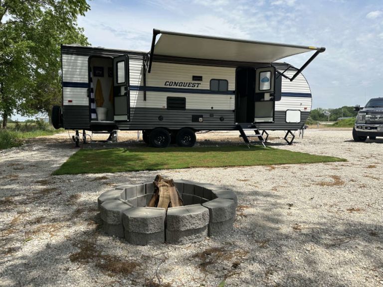 Roaring River Hills Campground and Cabins photo 3