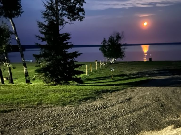 Riel Beach - Photo 2