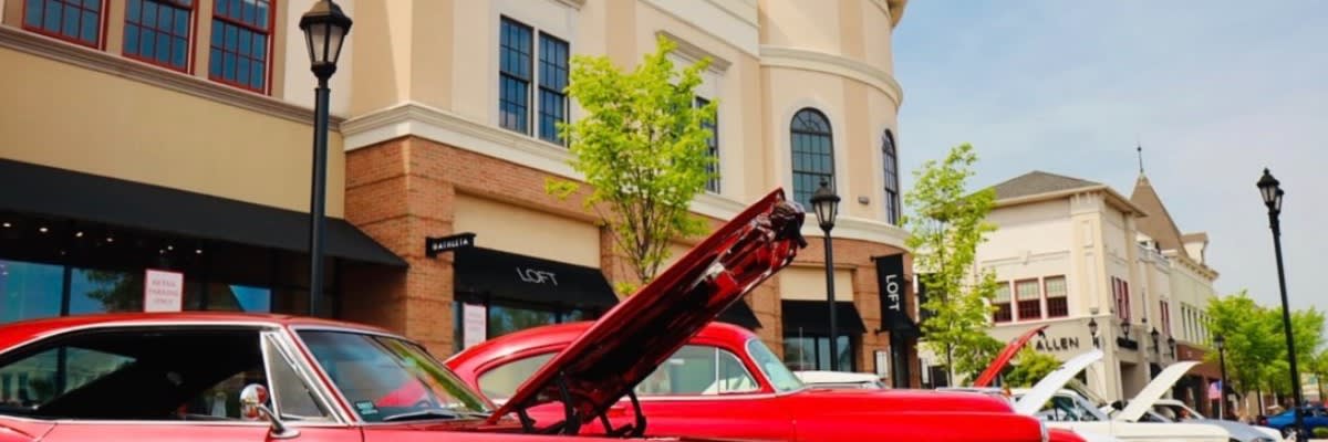 Run White and Blue 2.5 Miler