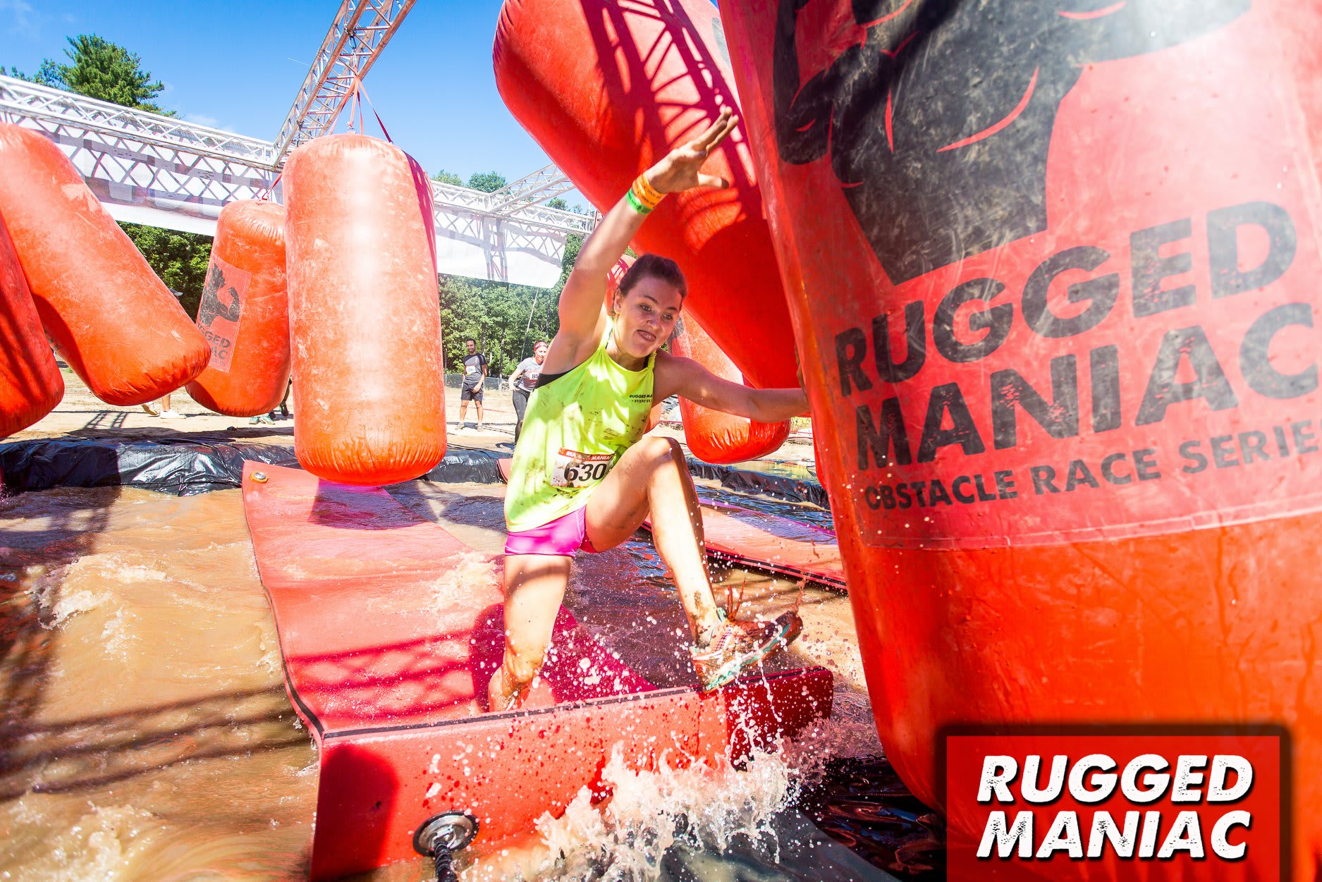 Rugged Maniac New England Obstacle in Southwick