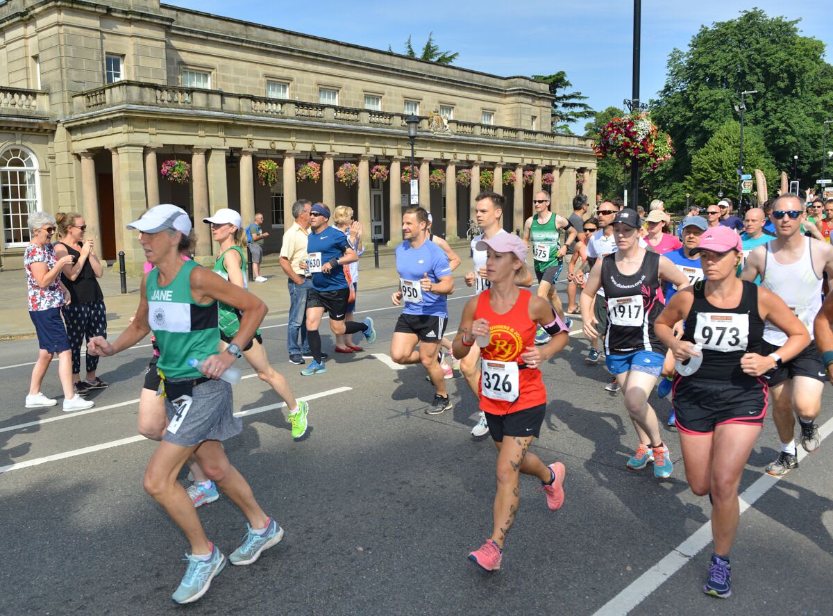 Leamington Spa Half Marathon 2022 Running in Royal Leamington Spa